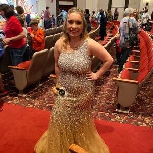 Elegant Gold Sequin Gown